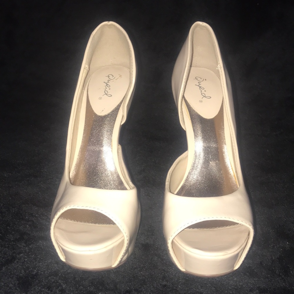 Nude Qupid open toe heels